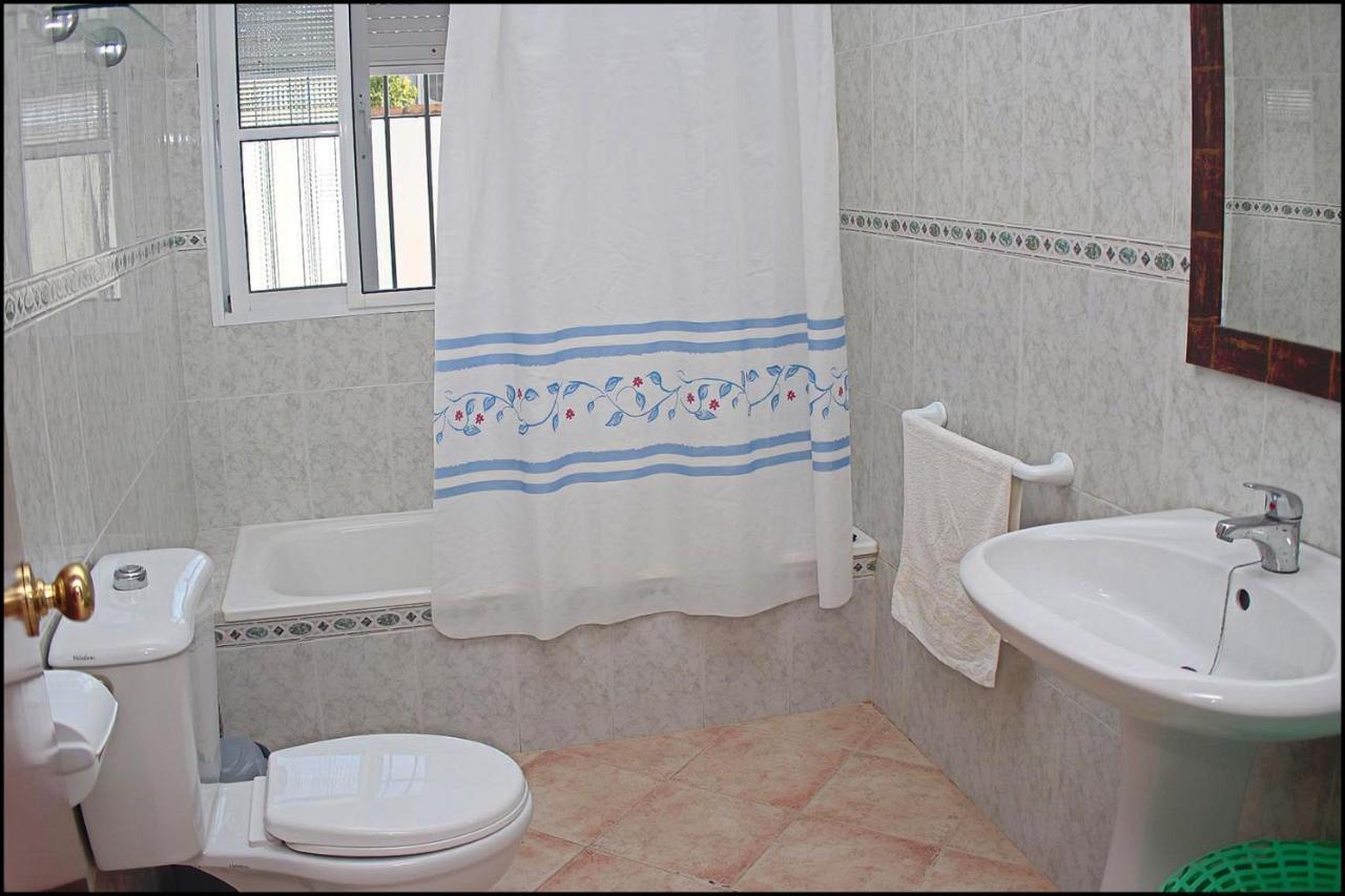 קוניל דה לה פרונטרה Chalet Con Piscina Privada מראה חיצוני תמונה